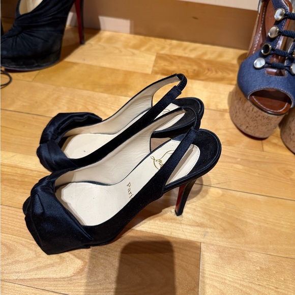 Christian Louboutin Black Bow Slingback Peep Toe Heels - Picture 3 of 4